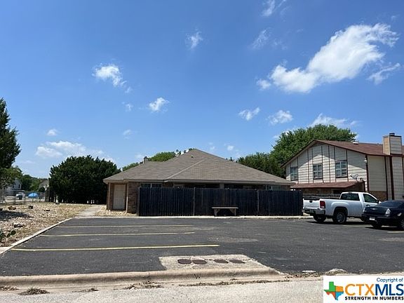 2nd image of 1305 Covey Ln
