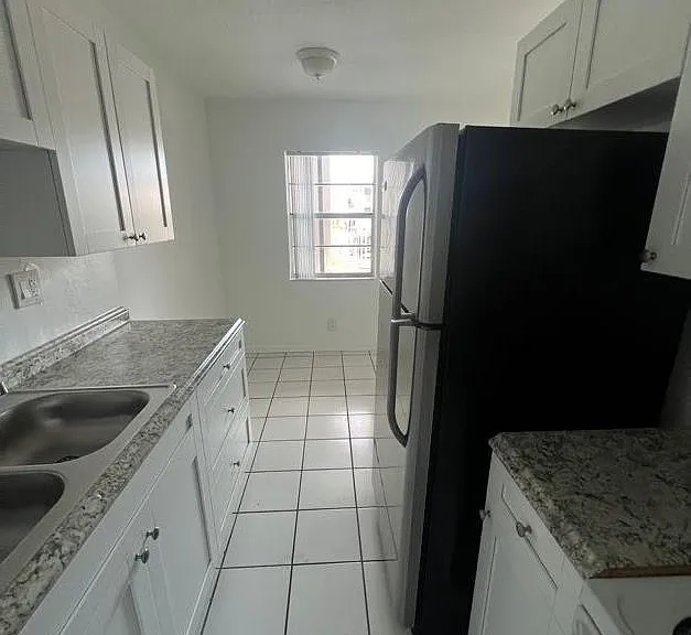 371 Sunshine Dr #H2 — Photo 16