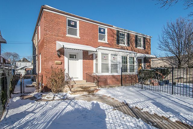 1st image of 5218 W Van Buren St #0