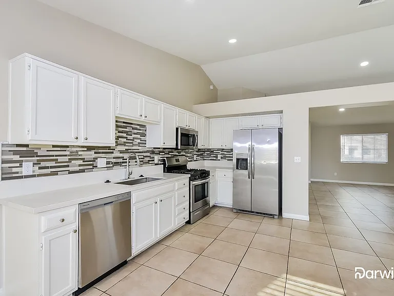 1213 Teal Island Dr — Photo 3
