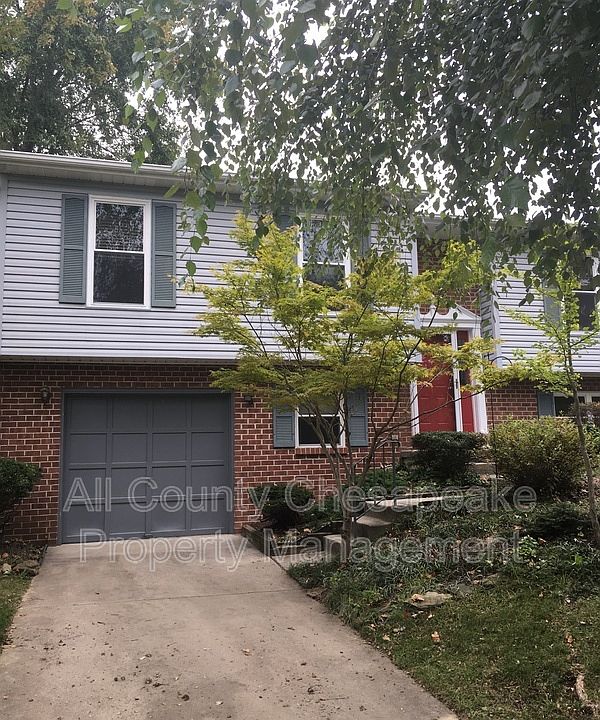 1st image of 816 Fairwind Dr
