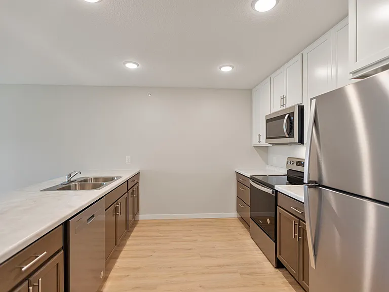Old Town Apartments — Photo 14