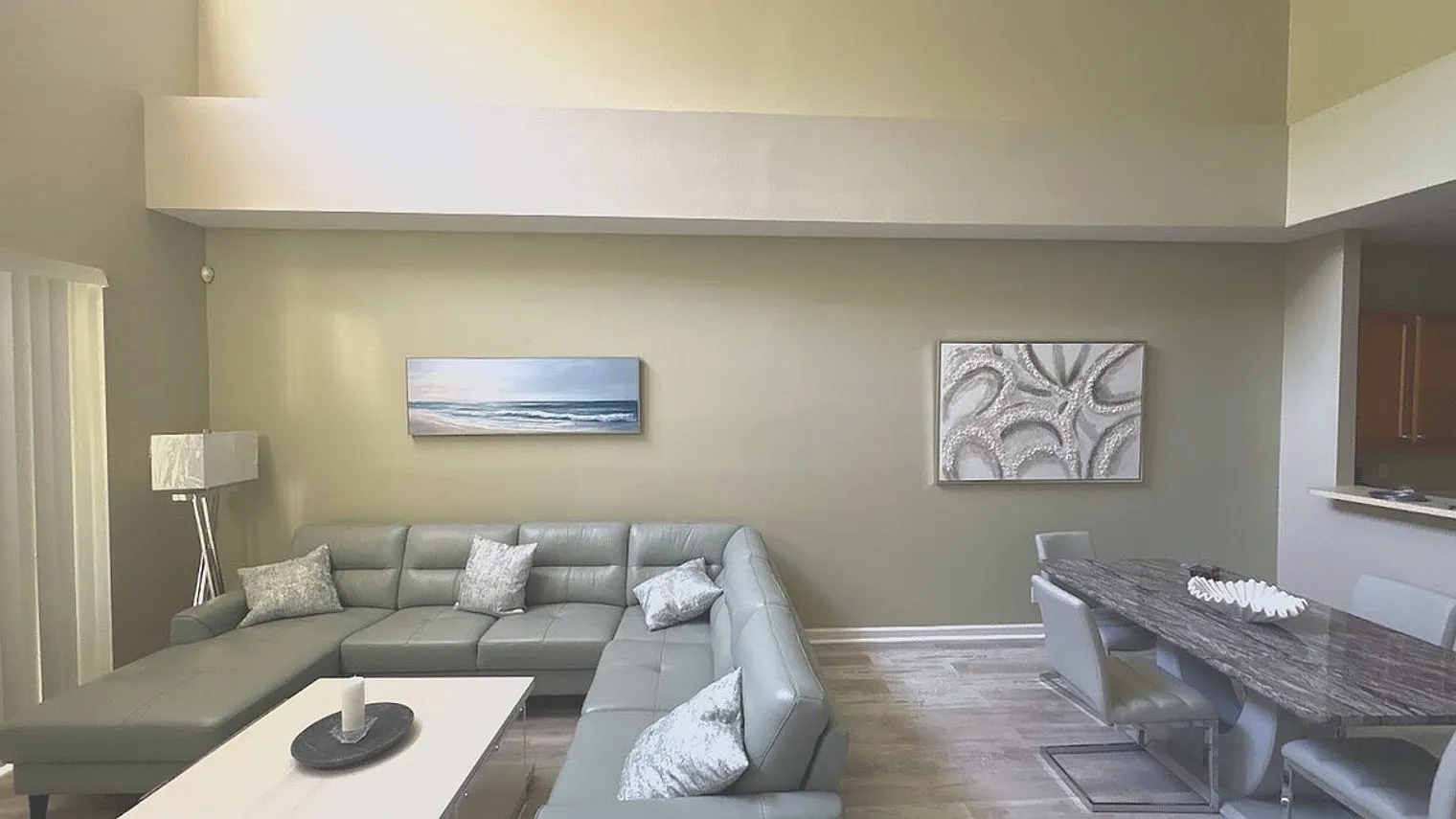 3 bed, 2.5 bath, $4,651 — Photo 2