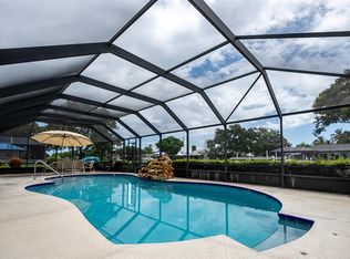 2066 5th Ct SE, Vero Beach, FL 32962