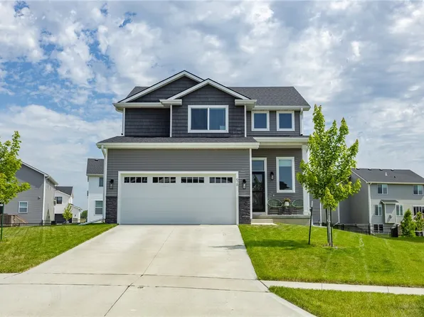 675 SE Alba Pl, West Des Moines, IA 50265