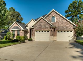 3411 Willowrun Dr, Montgomery, TX 77356