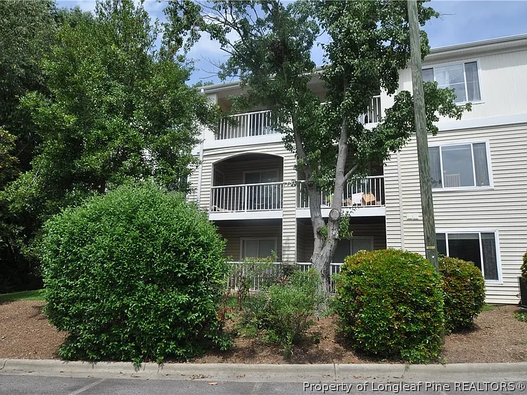 1500 Graduate Ln #304 — Photo 36