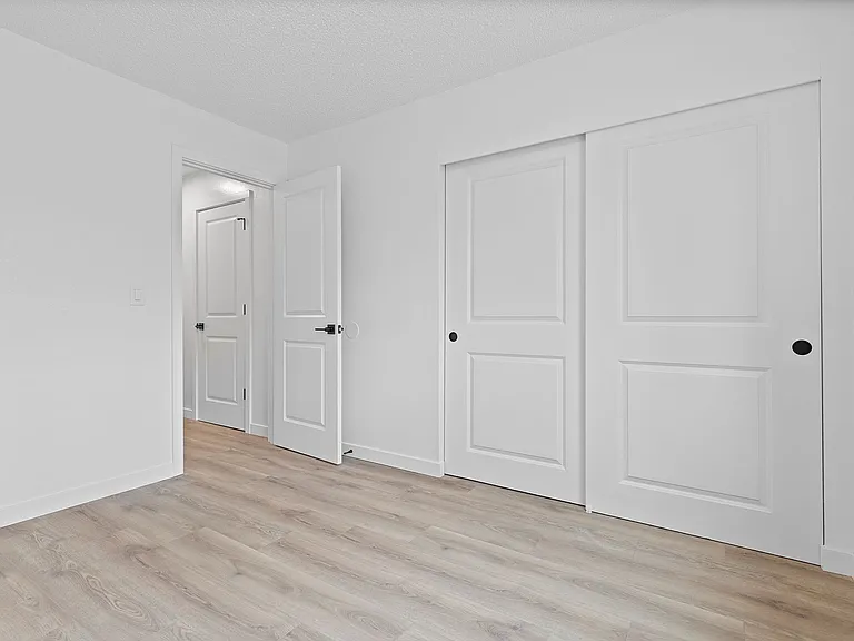 Newly Remodeled Kennedy Park Apartments! $$ ONE MONTH FREE — Photo 9