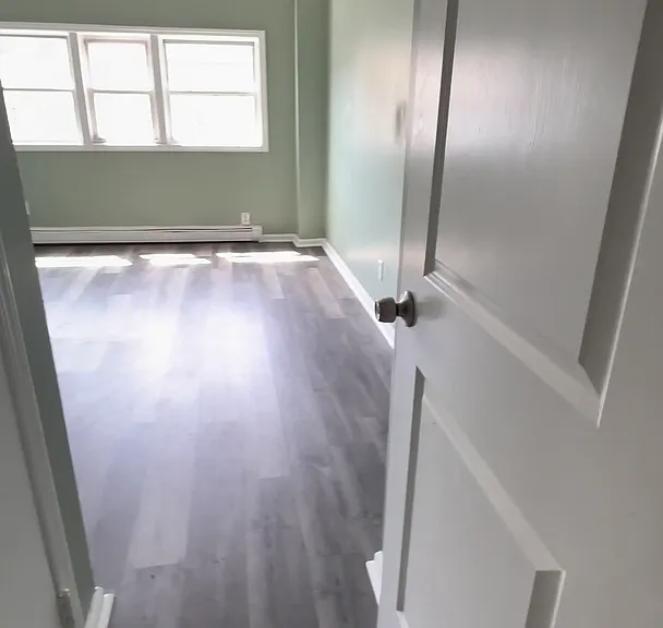 549 Summer St — Photo 8