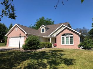 6341 Quail Cir, Fayetteville, PA 17222