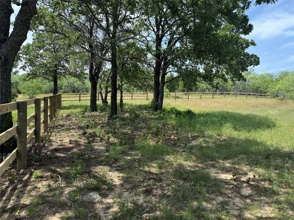 236 County Road 3735, Bridgeport, TX 76426