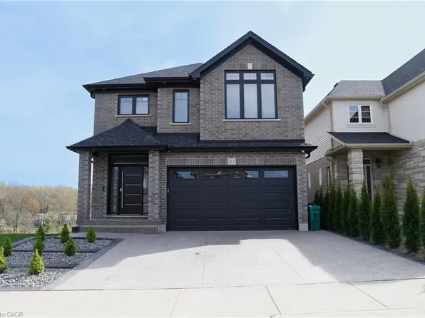 477 Blair Creek Dr, Kitchener, ON N2P 0H6