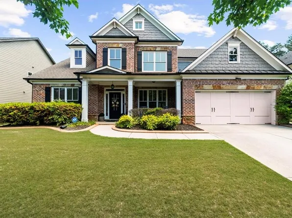 1156 Whisper Cove Dr, Buford, GA 30518