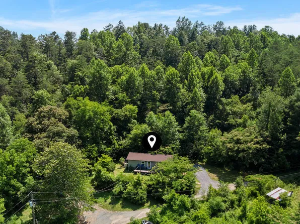 1424 Clabo Hollow Rd, Sevierville, TN 37876