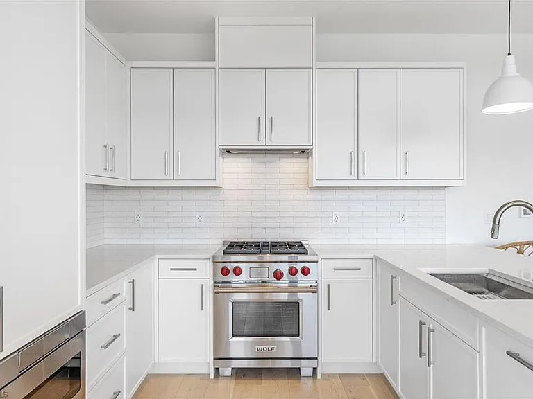 850 Central Ave #305 — Photo 6