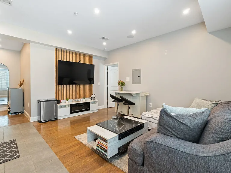 16 Troy St #201 — Photo 2