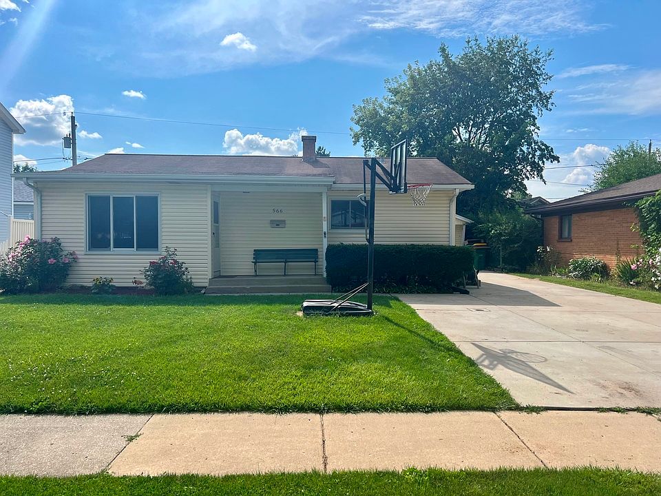 1st image of 566 W Green Dr
