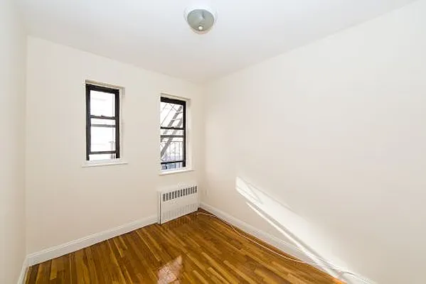 Rented by Icon Realty Management | media 7