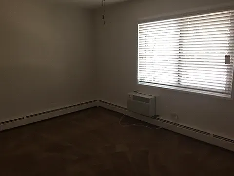 8560 Niles Center Rd #5 — Photo 6