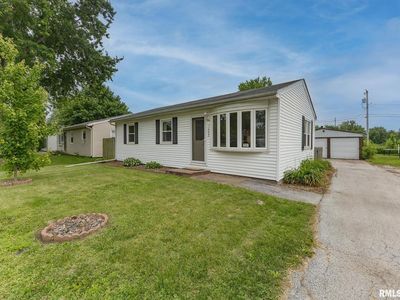 16808 10th Ave N, Carbon Cliff, IL, 61239