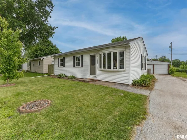 16808 10th Ave N, Carbon Cliff, IL 61239