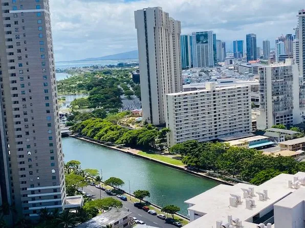 400 Hobron Ln, Honolulu, HI