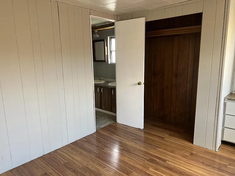 247 Thor Ln — Photo 9