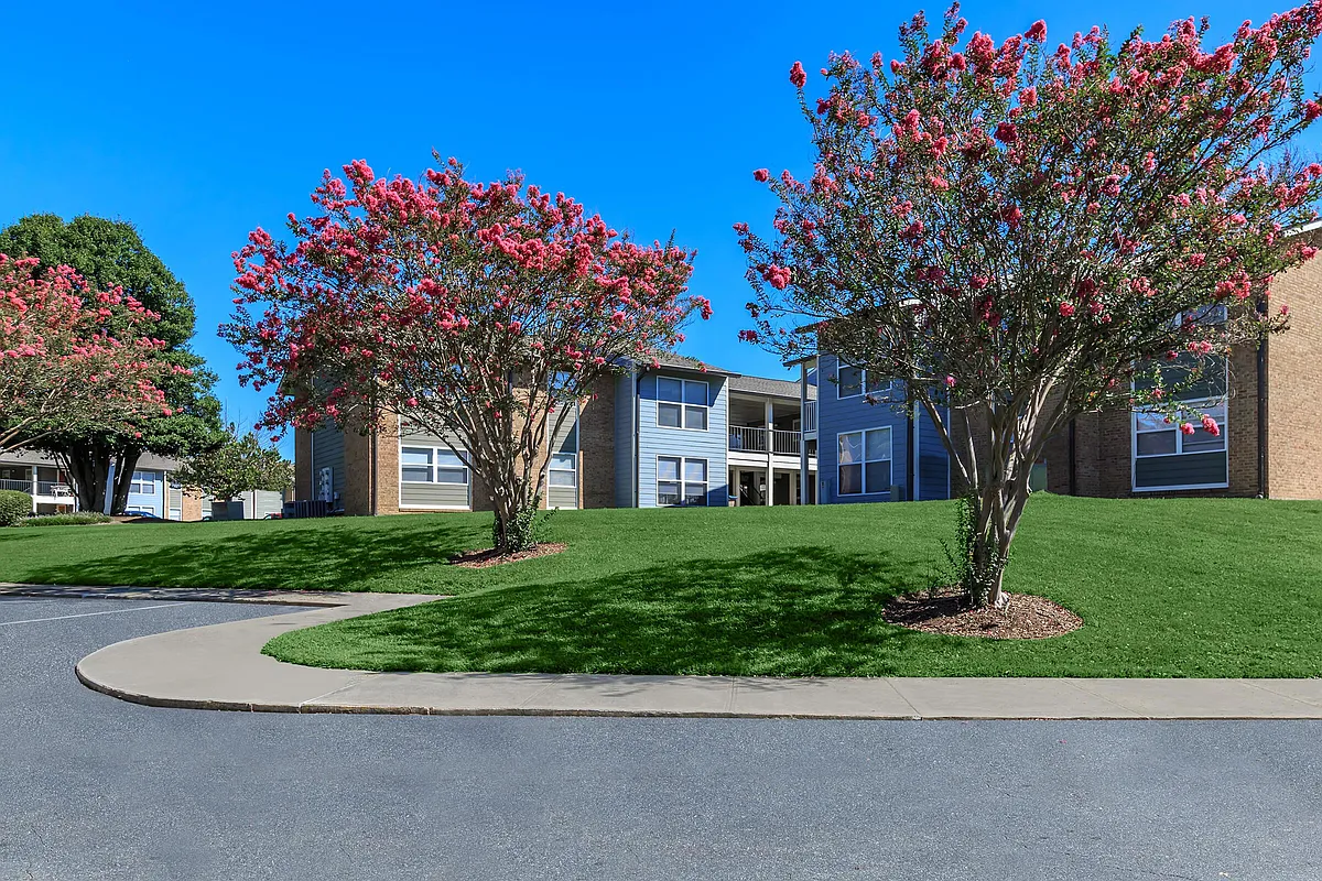 Building Photo - Parkridge Apartments