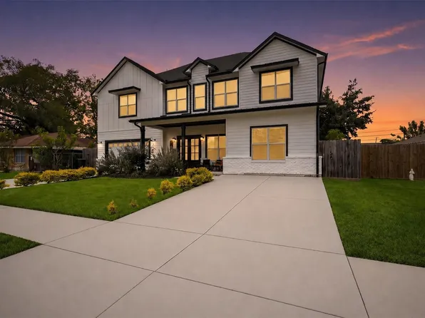 8006 Longridge Dr, Houston, TX 77055