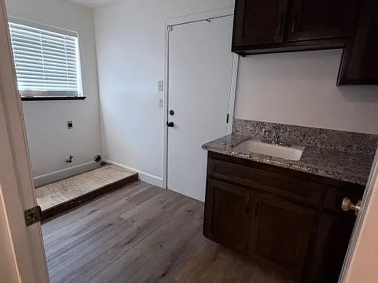 5106 Glacier Canyon Ct — Photo 14