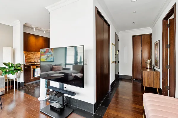 Rented by Douglas Elliman | media 3