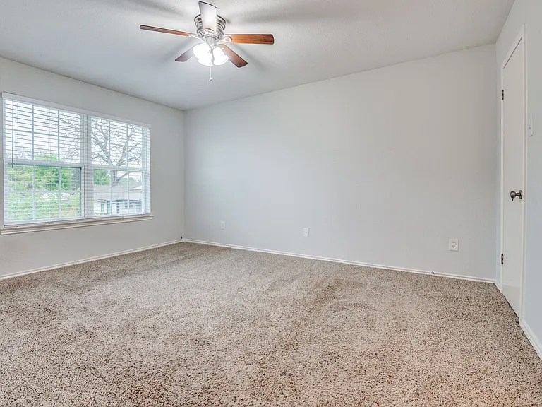 13312 Goodland Place — Photo 9
