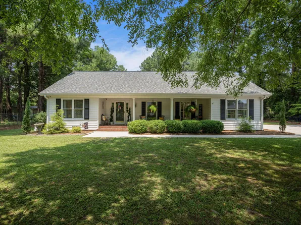 1012 Westhaven St, Dunn, NC 28334