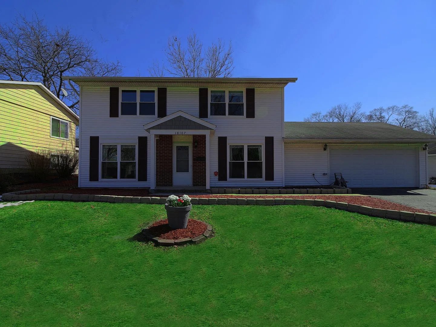 18107 Charlemagne Ave photo 1