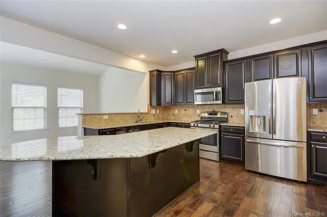 5620 Selkirkshire Rd — Photo 15