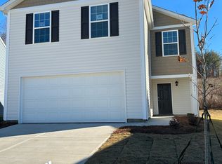 1051 20th Avenue Loop SE, Hickory, NC 28602