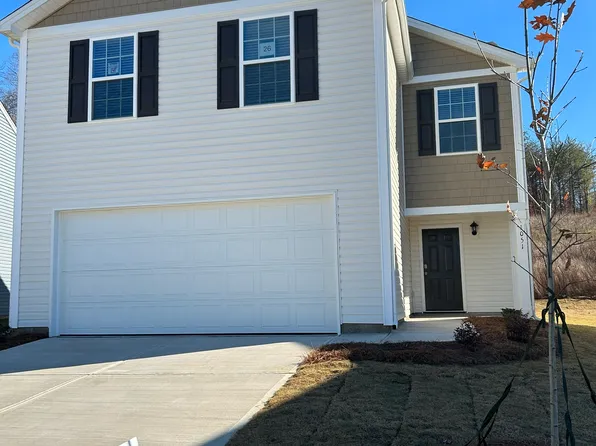 1051 20th Avenue Loop SE, Hickory, NC 28602