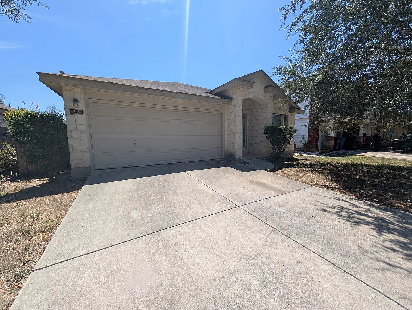 3 Bedroom in Dove Crossing / Extra Dining or Living Space / Community Pool / NBISD — Photo 2