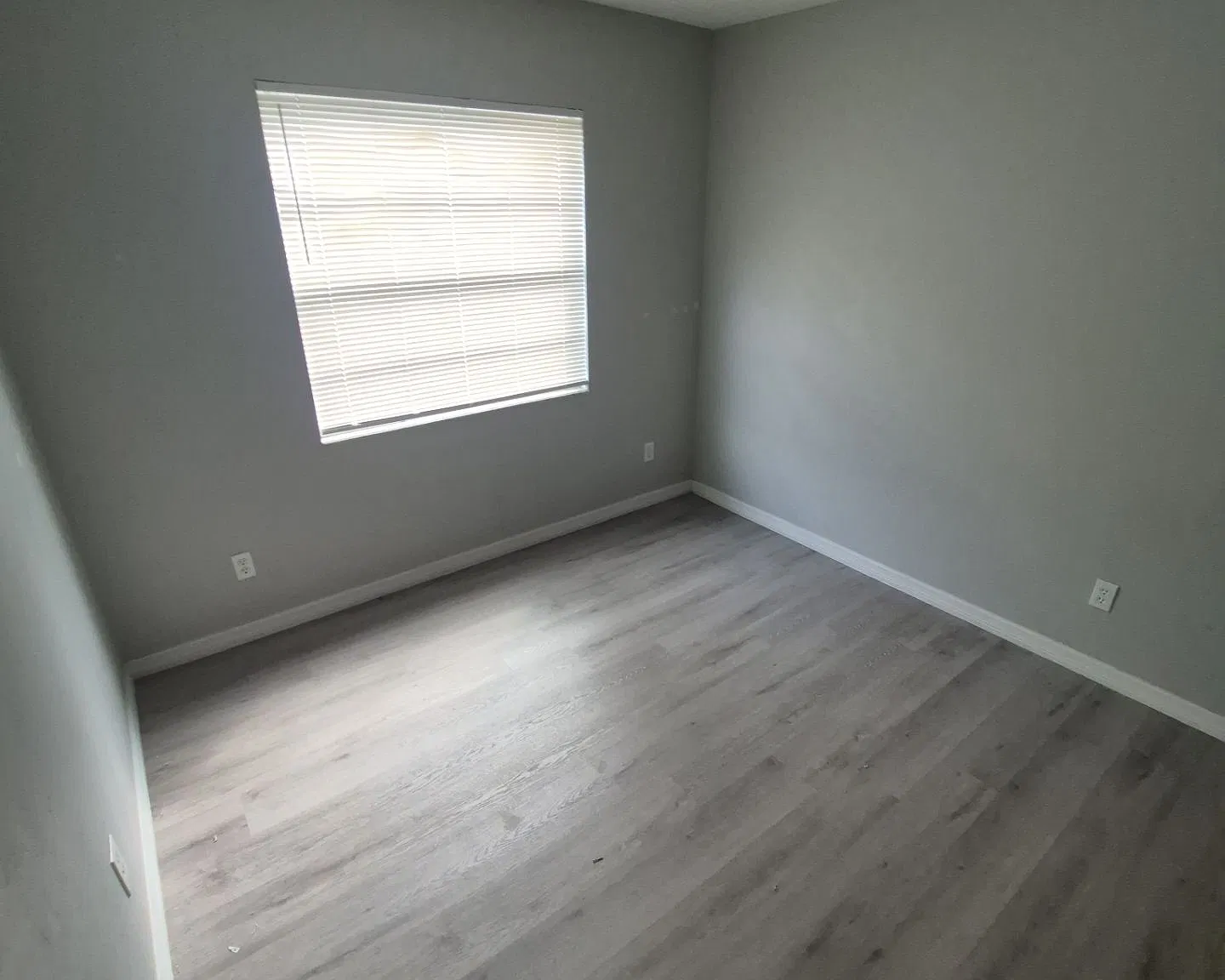 2 bed, 900 sqft, $1,400 — Photo 3