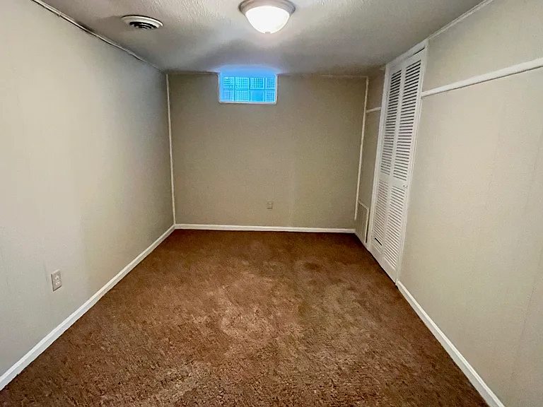 206 W Canedy St #B — Photo 5