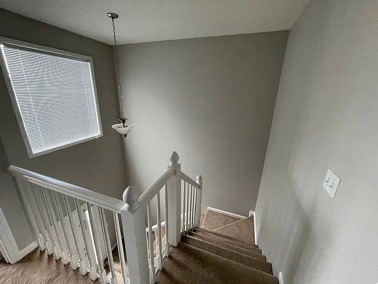 216 Claremont Ave — Photo 8