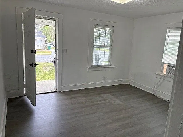 1491 Fleming St #A — Photo 13