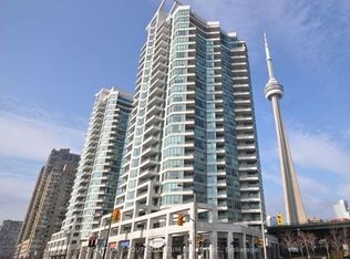 228 Queens Quay W #1205, Toronto, ON M5J 2X1
