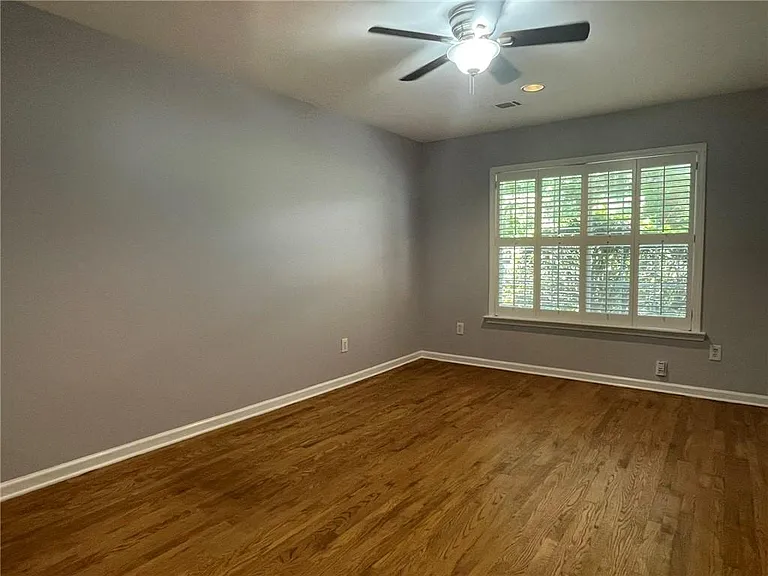 1585 Piedmont Ave NE — Photo 2