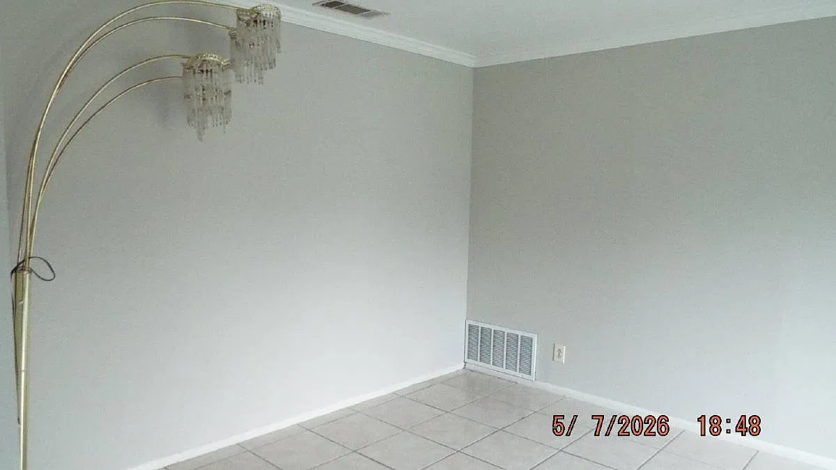 7329 Leading Oaks St in San Antonio, TX 78233 — Photo 3