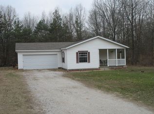 7415 N Captains Ct, Walkerton, IN 46574