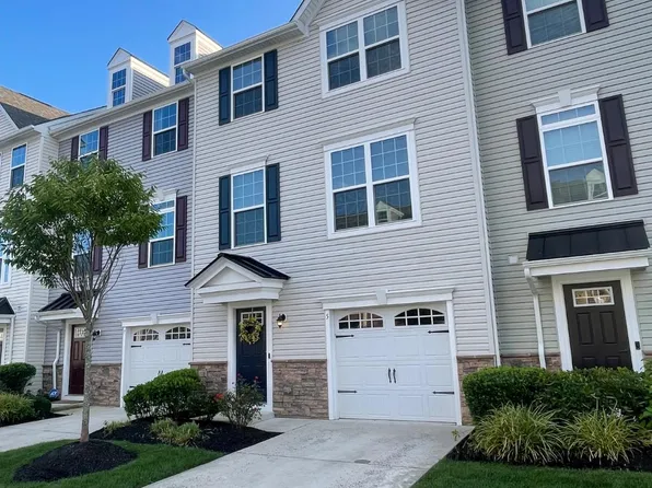 5 Cardinal Ct, Sewell, NJ 08080