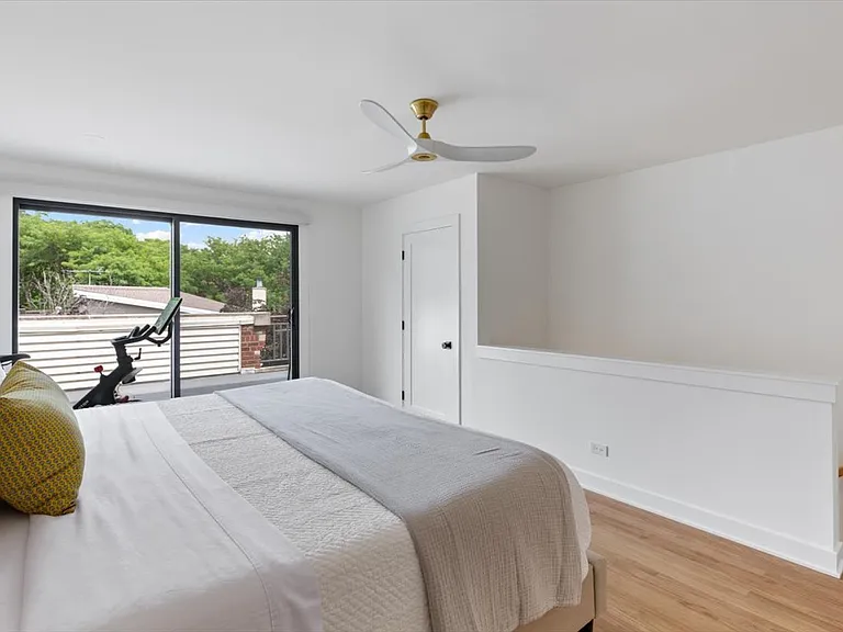 1640 N Bissell St — Photo 12