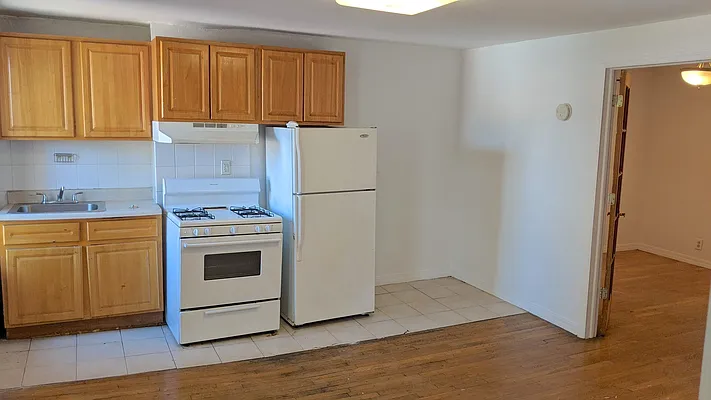 Rented by Highline Residential | media 12