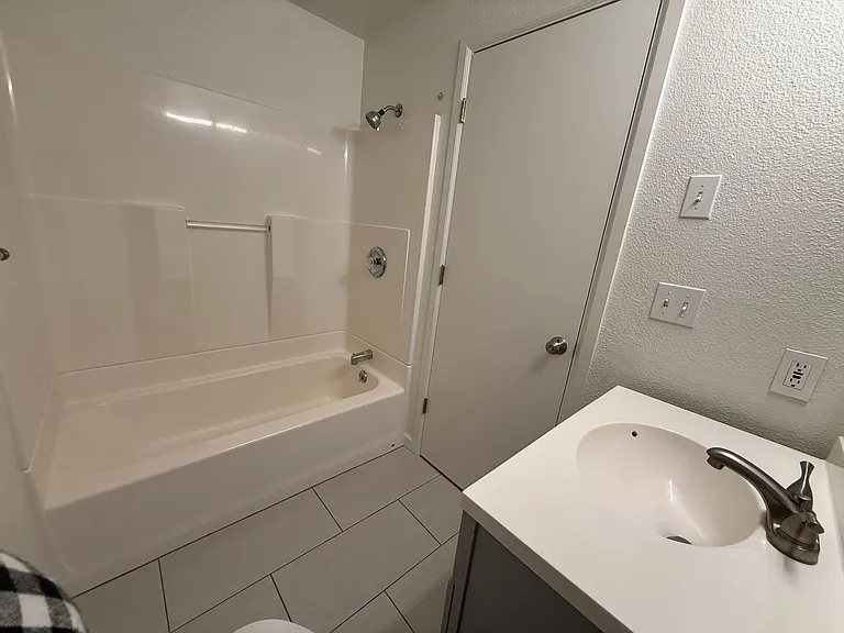 11 Crestfield Ct — Photo 13